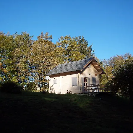 Chalet De L'artense 木屋 *